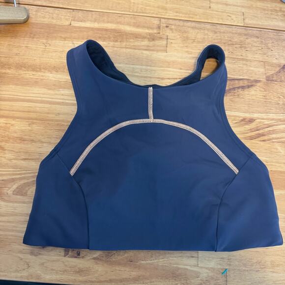 Lululemon Tough Train High-Neck Bra Medium Support C/D Black Orange Soda Size 6 - Picture 3 of 6